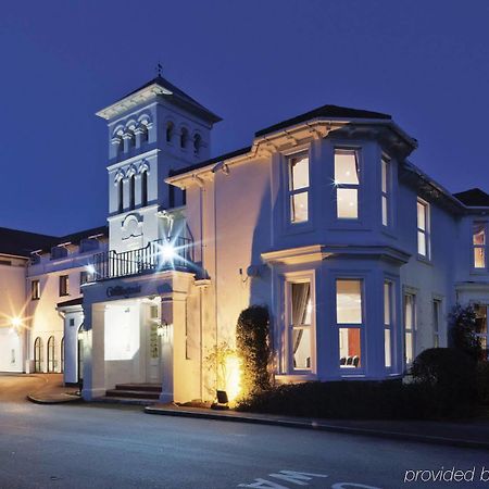 Copthorne Effingham Gatwick Hotel Екстериор снимка