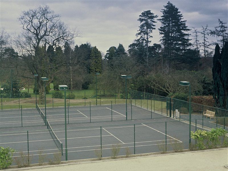 Copthorne Effingham Gatwick Hotel Екстериор снимка